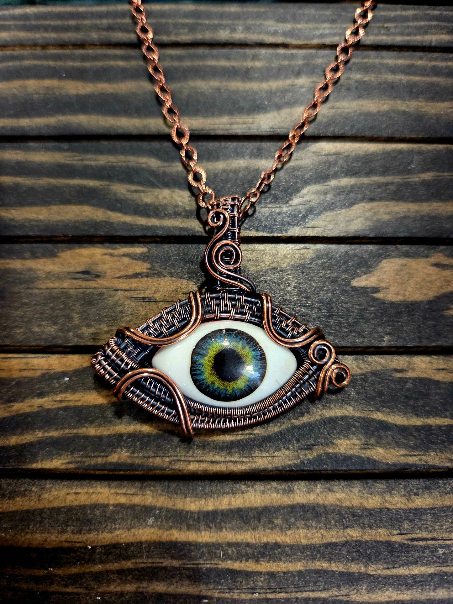 👁 Green Eye Protection Pendant