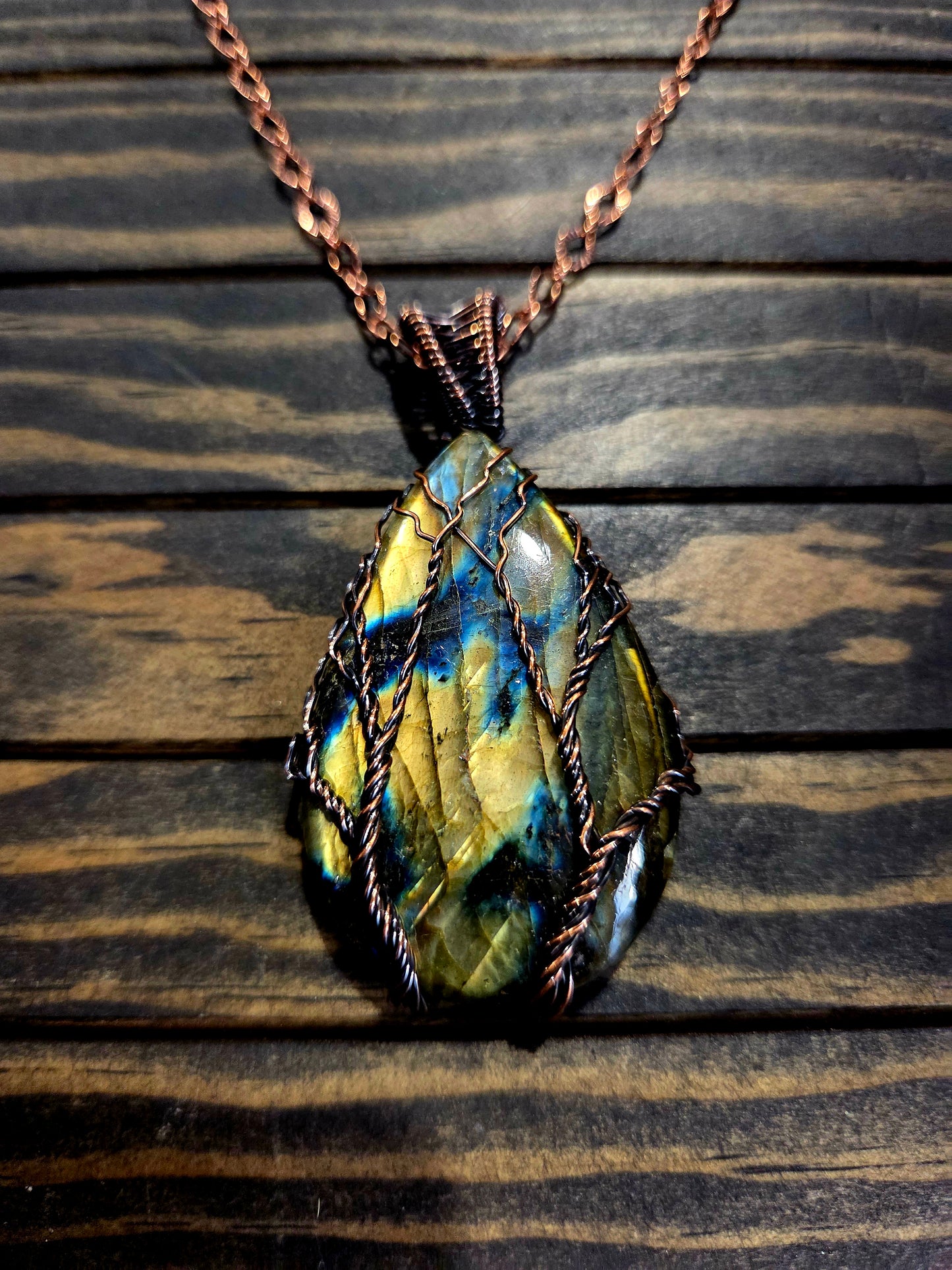 🌌 Labradorite Tree of Life Pendant 🌌