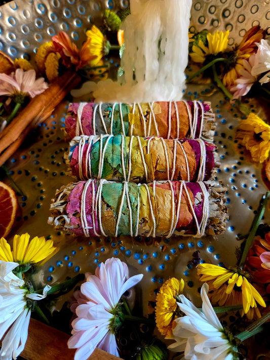 🌈✨ Seven Chakra White Sage Bundles – Align & Cleanse ✨🌈