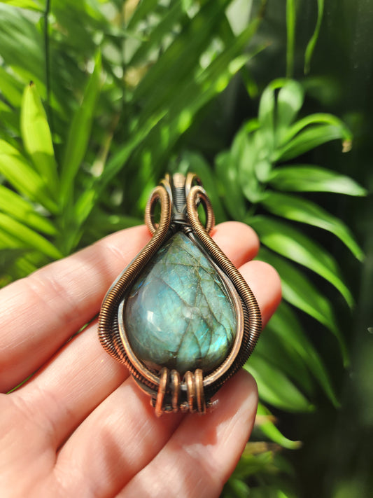 Labradorite Copper Wrapped Pendant