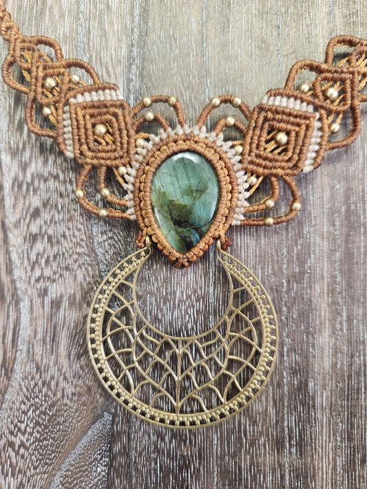 Labradorite Macrame Necklace