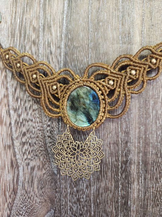 Labradorite Macrame Necklace