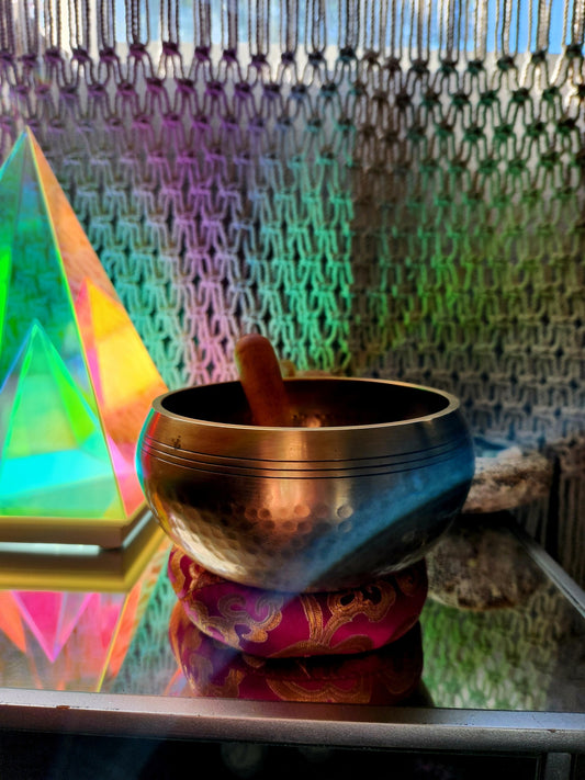Tibetan Singing Bowl - 5.5 inches
