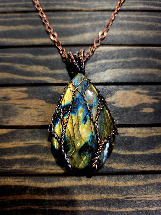 🌌 Labradorite Tree of Life Pendant 🌌