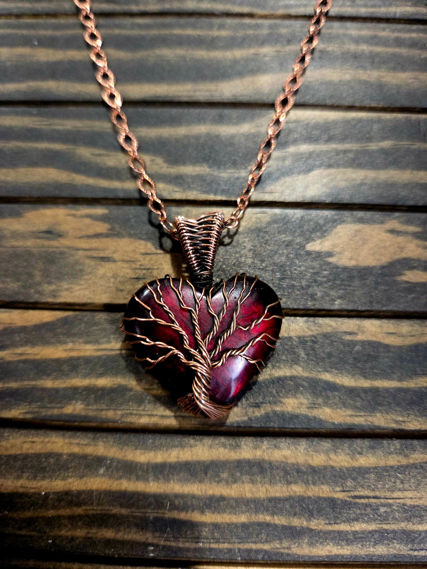❤️ Red Flash Labradorite Heart – Tree of Life Pendant ❤️