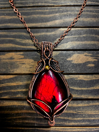 🔥 Red Flash Labradorite Pendant 🔥